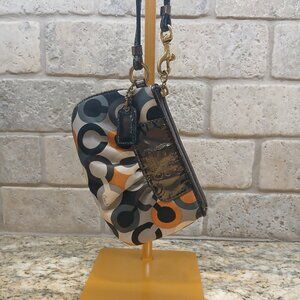 Coach Signature Geometric Wristlet – Black Patent Leather Trim & Gold Hardware